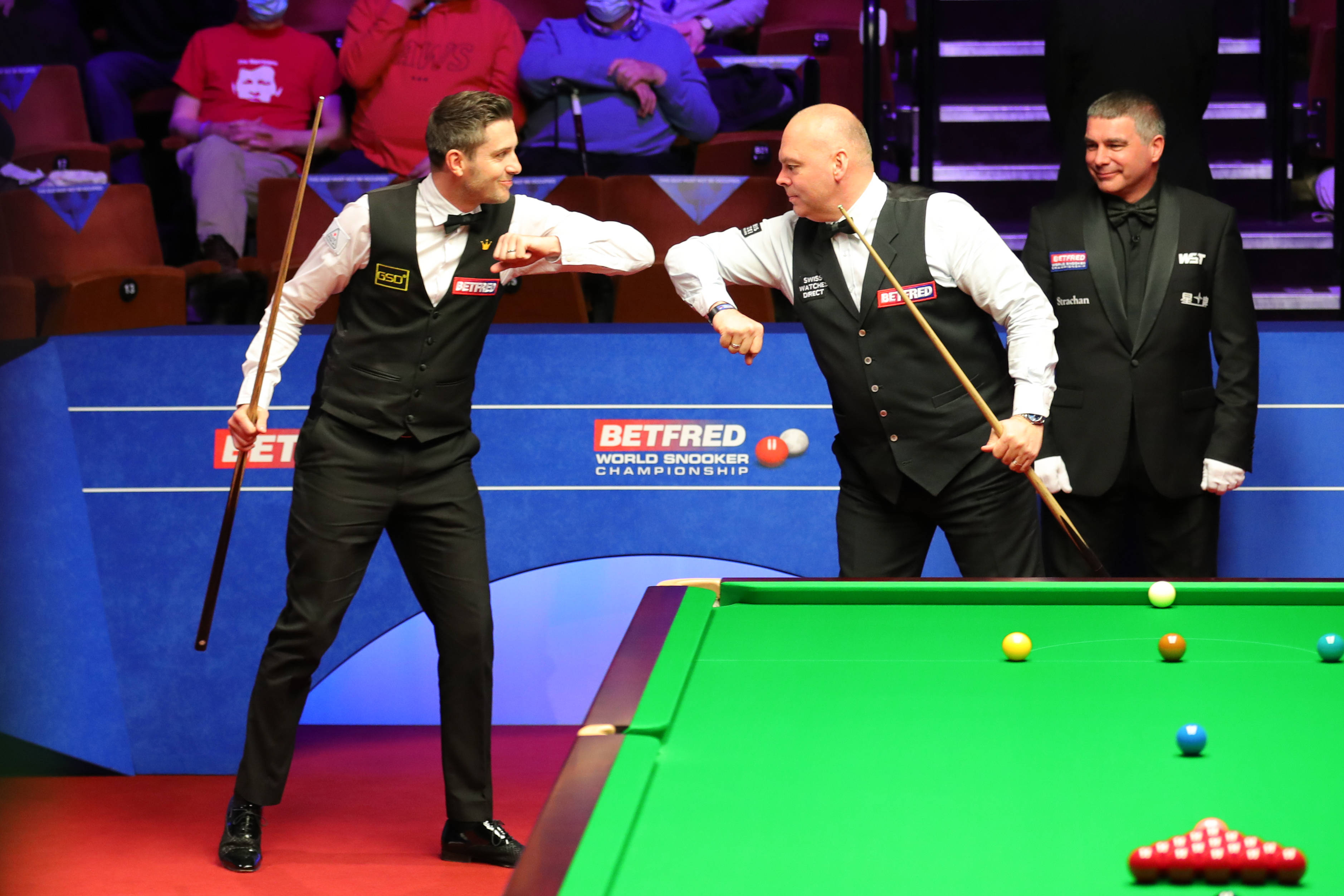 球的争抢上 球的争抢上